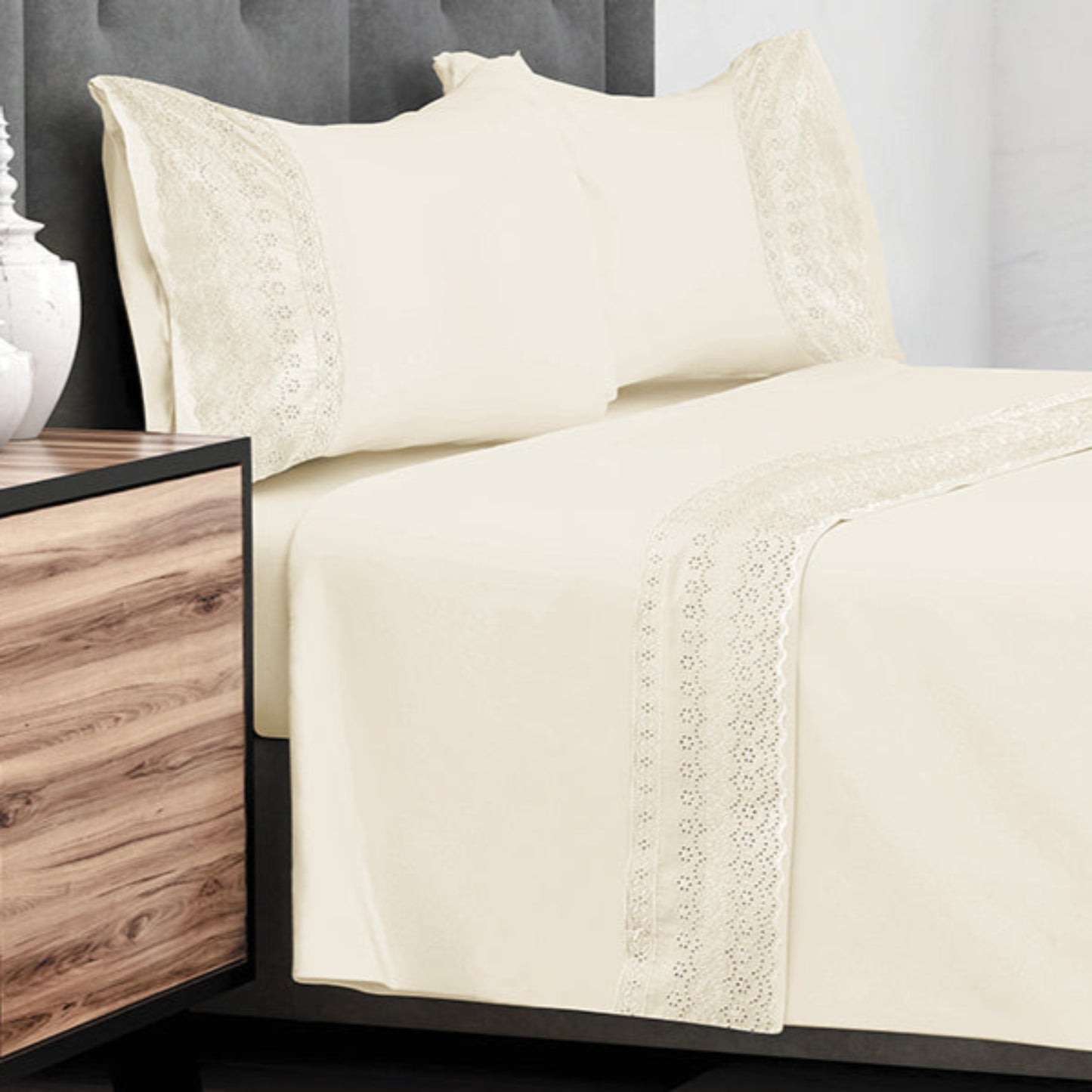 broderie ivory